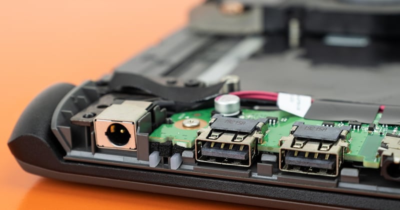 Nettoyer les ports USB : la méthode simple et efficace qui les fait revivre